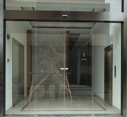 上海大眾安亭4S店紫銅無框玻璃自動門